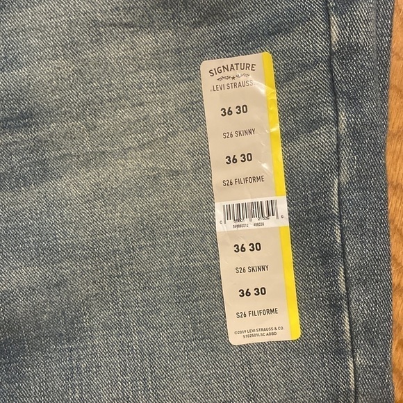 Levi Signature  S26 Skinny Men's Premium Flex Blue Jeans (Size 36 x 30) NWT - Picture 8 of 9